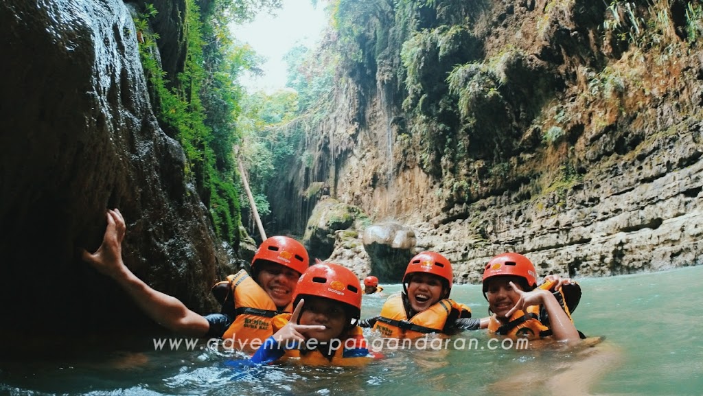 Green Canyon Pangandaran: Pesona Lembah Hijau di Jawa Barat