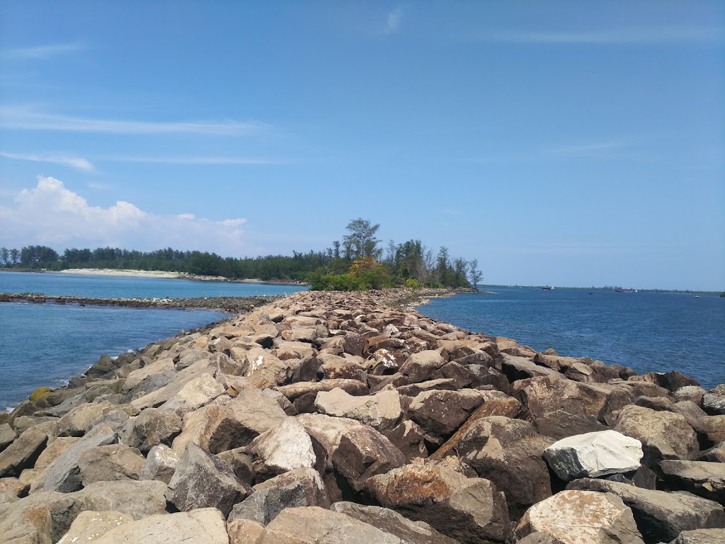 Pantai Lentera Merah Bengkulu: Pesona Pantai yang Memesona
